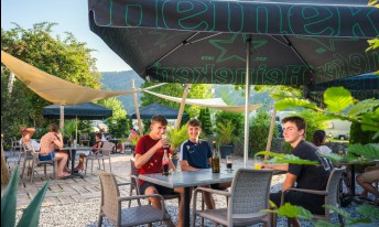 Gallery image mobile 3